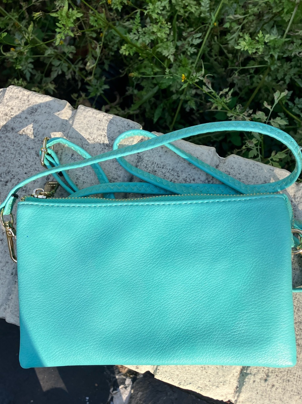 Riley Crossbody Wristlet Bag Mint Turquoise Jen & Co Leather 3 Compartment